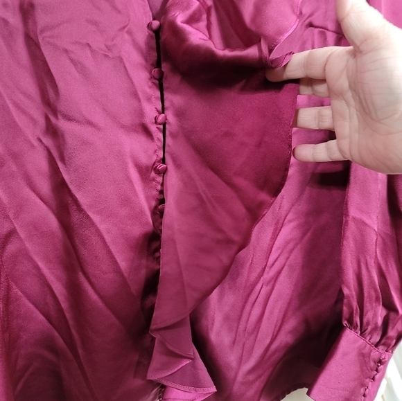 The Jetset Diaries Nico Ruffle Satin Blouse Medium Berry - Picture 5 of 8
